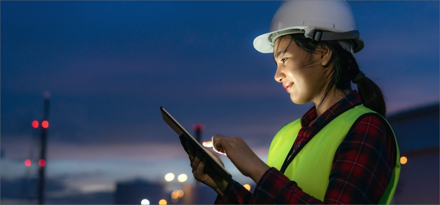 Society for the environment Employers & Careers section woman in construction